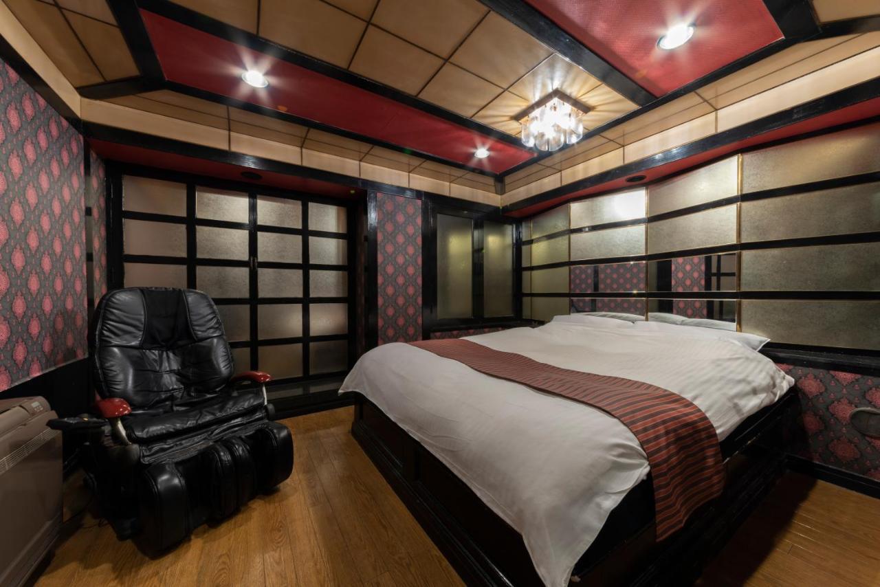 Hotel Chapel Story Sakaihigashi (Adults Only) Sakai  Exterior photo