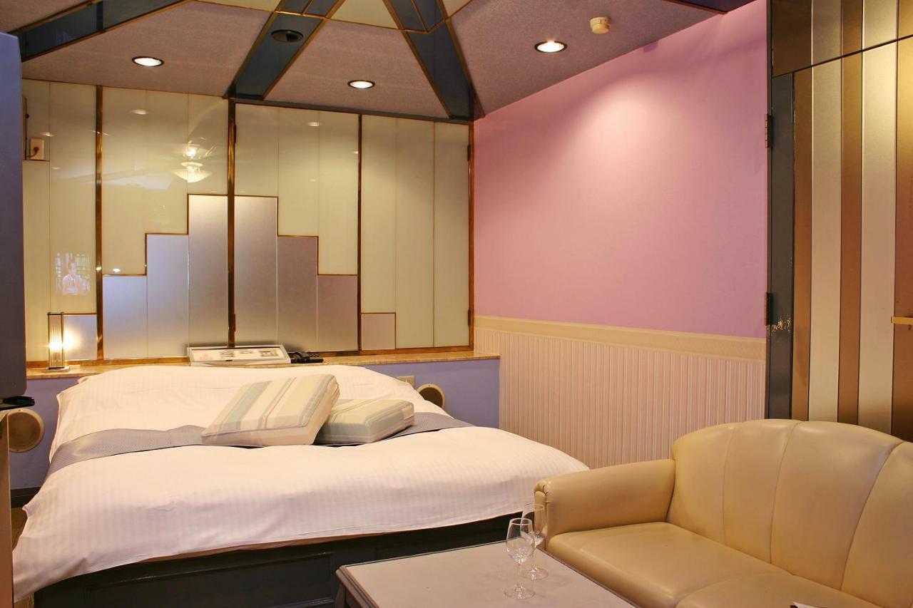 Hotel Chapel Story Sakaihigashi (Adults Only) Sakai  Exterior photo