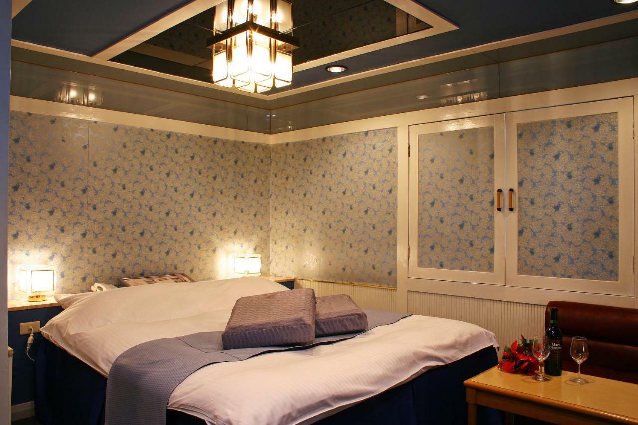 Hotel Chapel Story Sakaihigashi (Adults Only) Sakai  Exterior photo